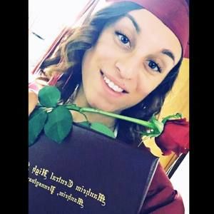 Meet your Posher, Mya